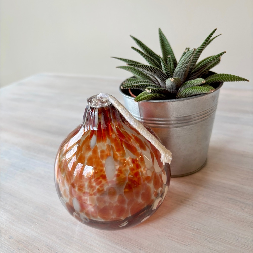 Vintage Amber & White Swirl Glass Oil Lamp.